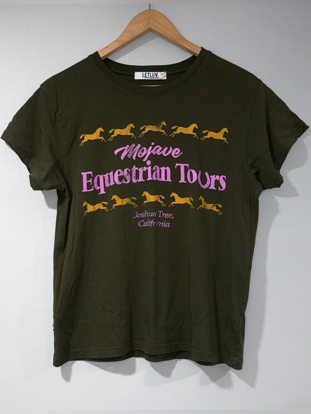 LETLUV Mojave Equestrian Tours Graphic Tee in Olive w/ Pink & Gold Print | S